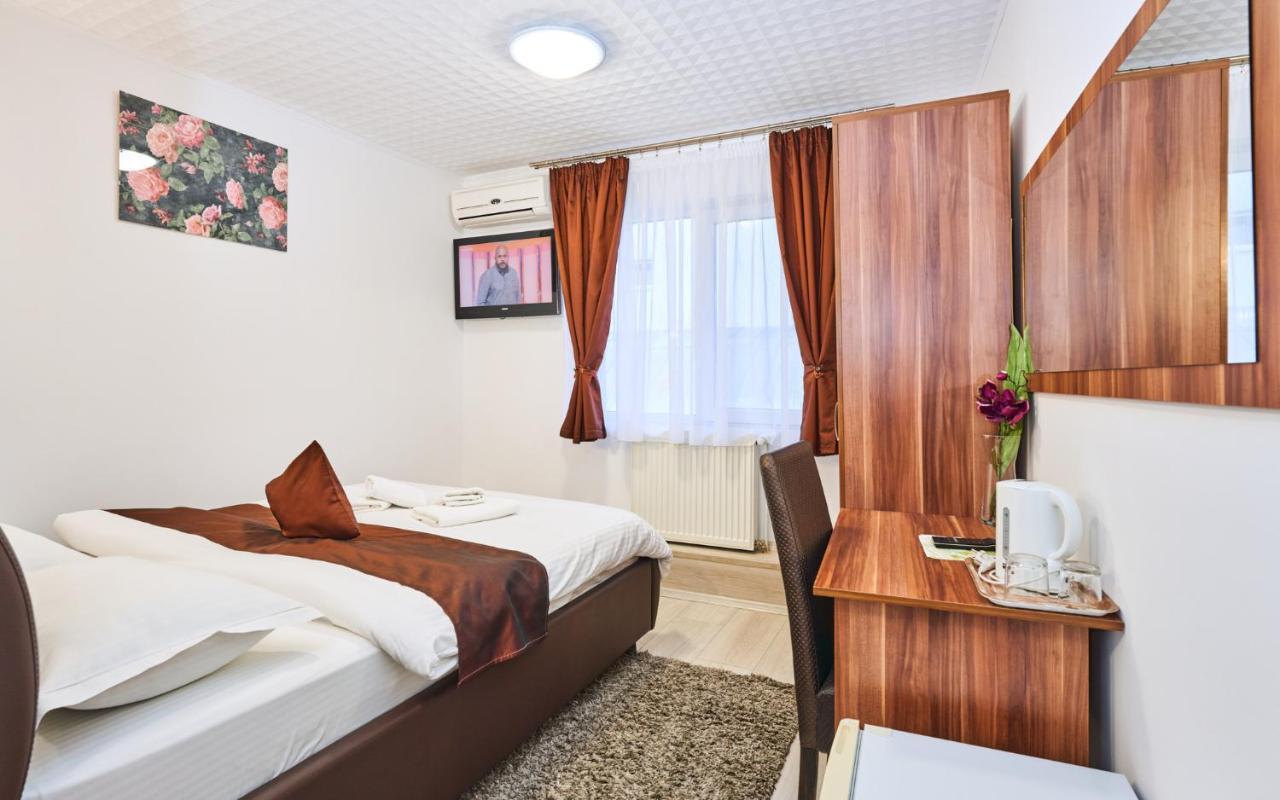 Pension Mora Cluj-Napoca Exterior foto